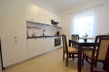 Ground-Floor Apartment for 4 in Krk, Croatia