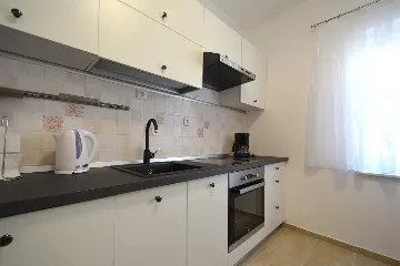 Ground-Floor Apartment for 4 in Krk, Croatia