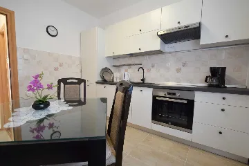 Ground-Floor Apartment for 4 in Krk, Croatia
