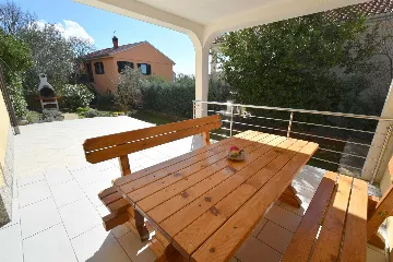 Ground-Floor Apartment for 4 in Krk, Croatia
