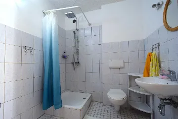 Apartment in Krk for 3 Guests with Terrace