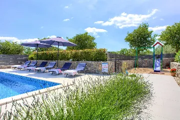 Malinska - Porat 3-Bedroom Villa with Private Pool