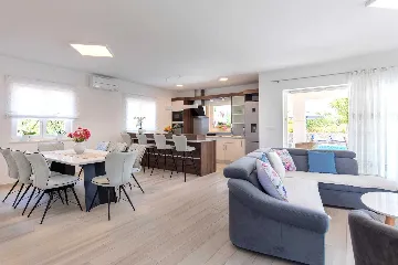 Malinska - Porat 3-Bedroom Villa with Private Pool