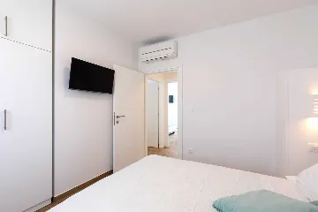 Malinska - Porat 3-Bedroom Villa with Private Pool