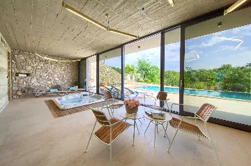 Bajčići 2-Bedroom Villa for Up to 6 Guests