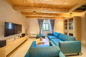 Bajčići 2-Bedroom Villa for Up to 6 Guests
