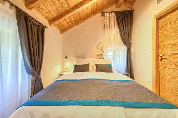 Bajčići 2-Bedroom Villa for Up to 6 Guests