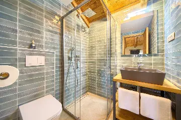 Bajčići 2-Bedroom Villa for Up to 6 Guests