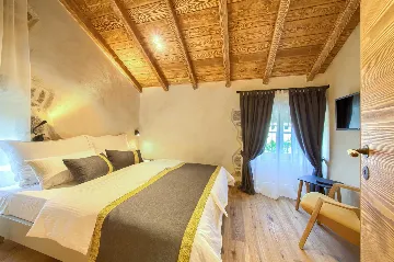 Bajčići 2-Bedroom Villa for Up to 6 Guests
