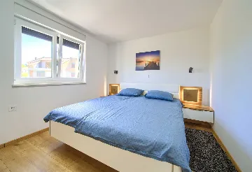 Apartment in Malinska with Sea View for 4