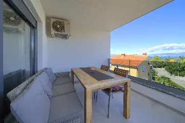 Apartment in Malinska with Sea View for 4