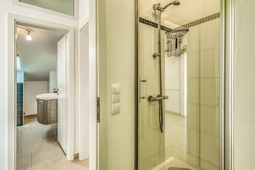 Two-Bedroom Apartment with Sea View in Njivice