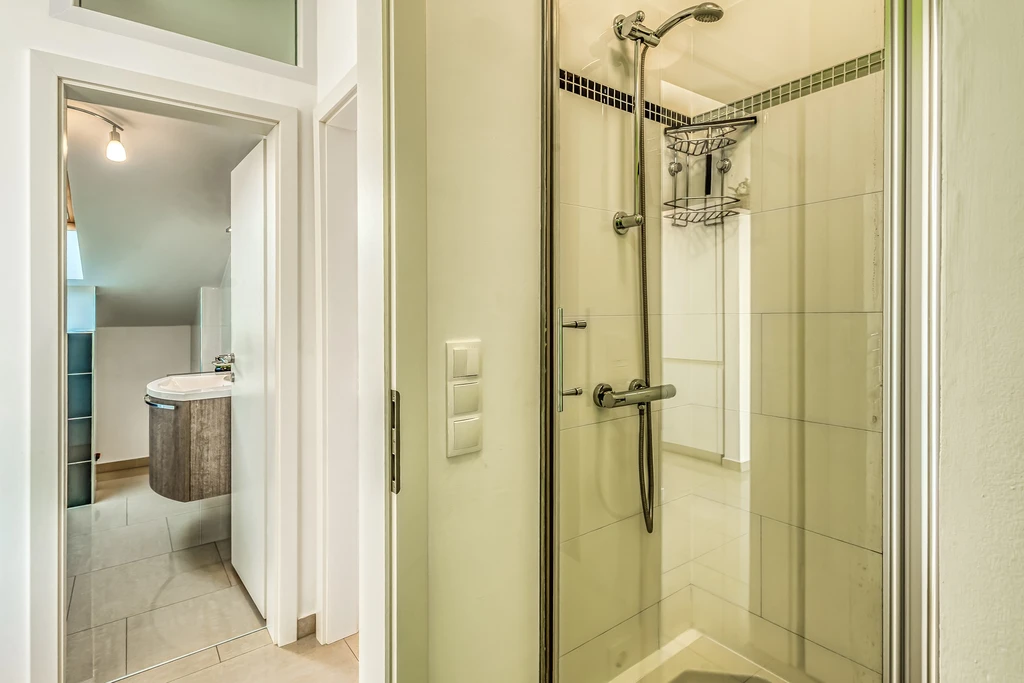 Two-Bedroom Apartment with Sea View in Njivice