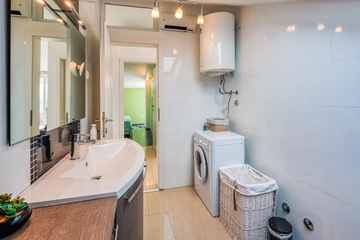 Two-Bedroom Apartment with Sea View in Njivice