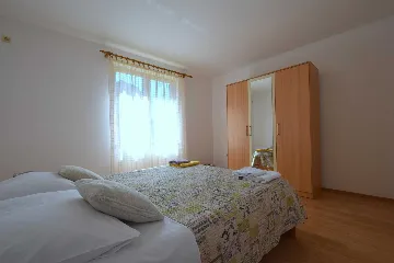 3-Bedroom Apartment in Njivice, 100 m to Beach
