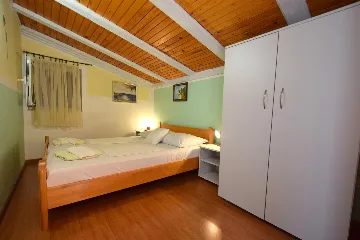 Njivice 2-Bedroom Apartment for Up to 4