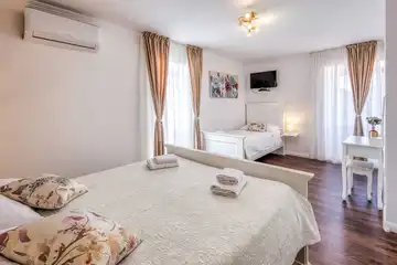 Traditional Villa with Private Pool and Garden in Bajčići