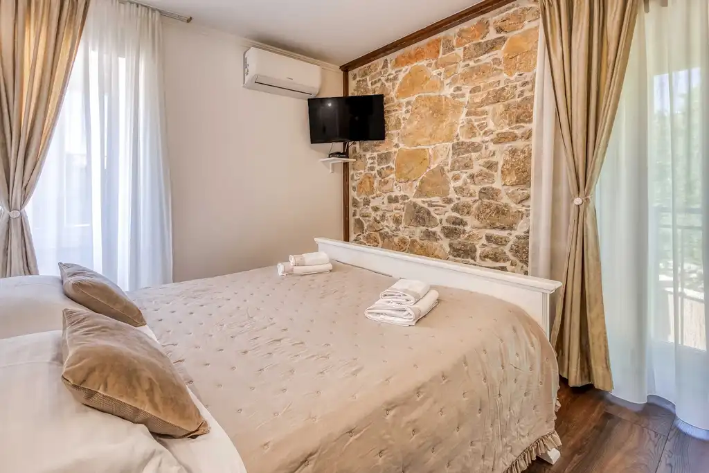 Traditional Villa with Private Pool and Garden in Bajčići