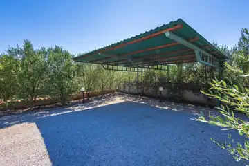 Traditional Villa with Private Pool and Garden in Bajčići