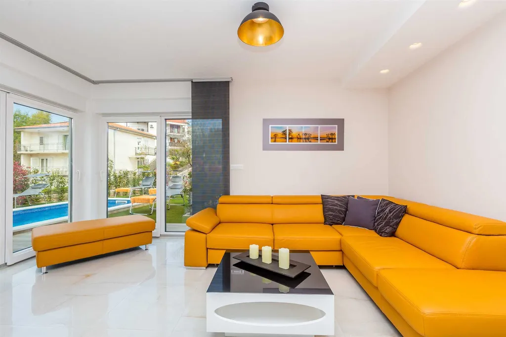 Modern Sea-View Villa in Malinska (Sleeps 8)