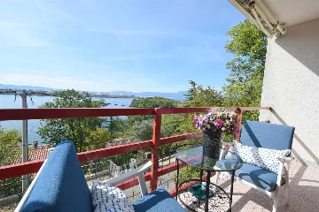 Omišalj 2-Bedroom Apartment with Sea-View Terrace