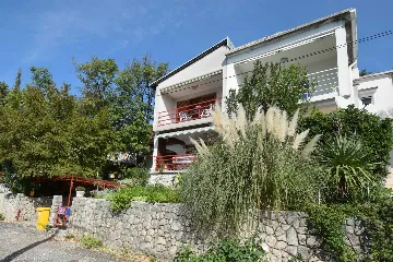 Omišalj 2-Bedroom Apartment with Sea-View Terrace