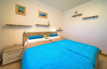 Malinska 2-Bedroom Apartment with Sea View