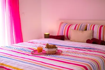 3-Bedroom Holiday House with Pool in Skrbčići