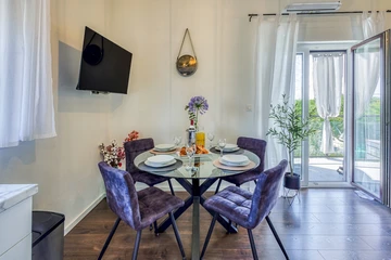 Malinska Apartment with Balcony for 4 Guests