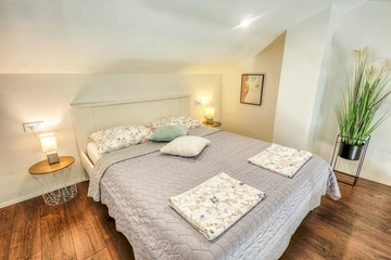 Malinska Apartment with Balcony for 4 Guests