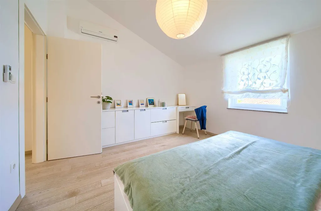 Two-Bedroom Apartment in Malinska for 4 Guests