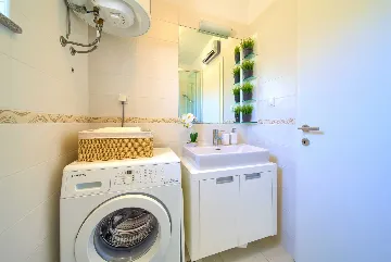 Two-Bedroom Apartment in Malinska for 4 Guests