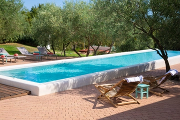 Villa in Linardići for Up to 12 Guests