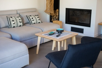 Villa in Linardići for Up to 12 Guests