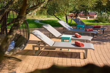 Villa in Linardići for Up to 12 Guests