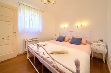 4-Bedroom Villa in Sveti Vid - Miholjice for 8