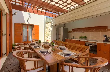 4-Bedroom Villa in Sveti Vid - Miholjice for 8