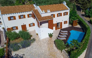 4-Bedroom Villa in Sveti Vid - Miholjice for 8