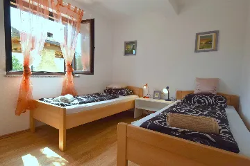 Ground-Floor Apartment in Omišalj for 4 Guests