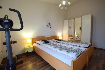 3-Bedroom Apartment in Omišalj with Shared Pool