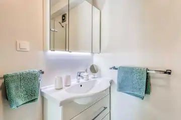 Apartment in Njivice near the Beach for 4 Guests