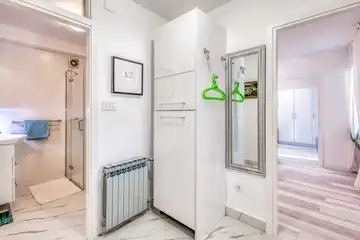 Apartment in Njivice near the Beach for 4 Guests