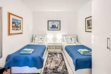 Apartment in Njivice near the Beach for 4 Guests