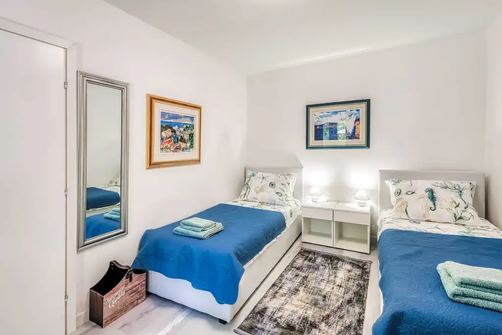 Apartment in Njivice near the Beach for 4 Guests
