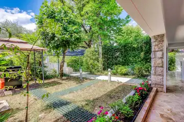 Apartment in Njivice near the Beach for 4 Guests