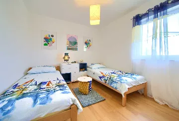 2-Bedroom Apartment with Terrace in Malinska