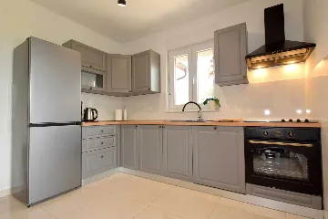 2-Bedroom Holiday House in Risika for 4 Guests