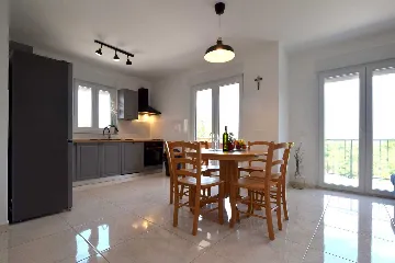 2-Bedroom Holiday House in Risika for 4 Guests