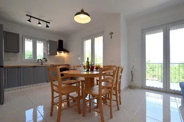 2-Bedroom Holiday House in Risika for 4 Guests