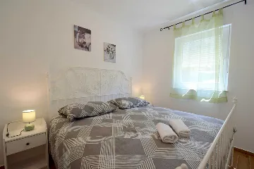 2-Bedroom Holiday House in Risika for 4 Guests